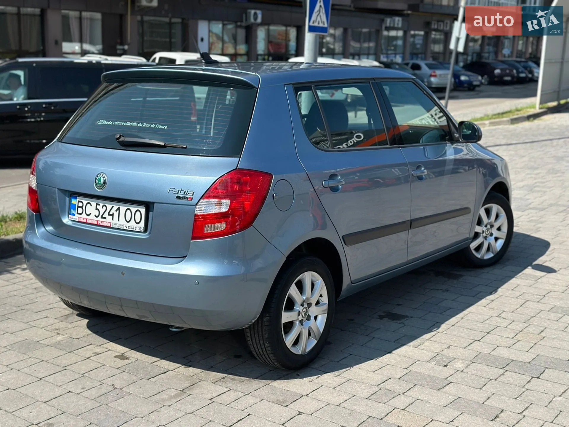 2010 Skoda Fabia - мініатюра 2