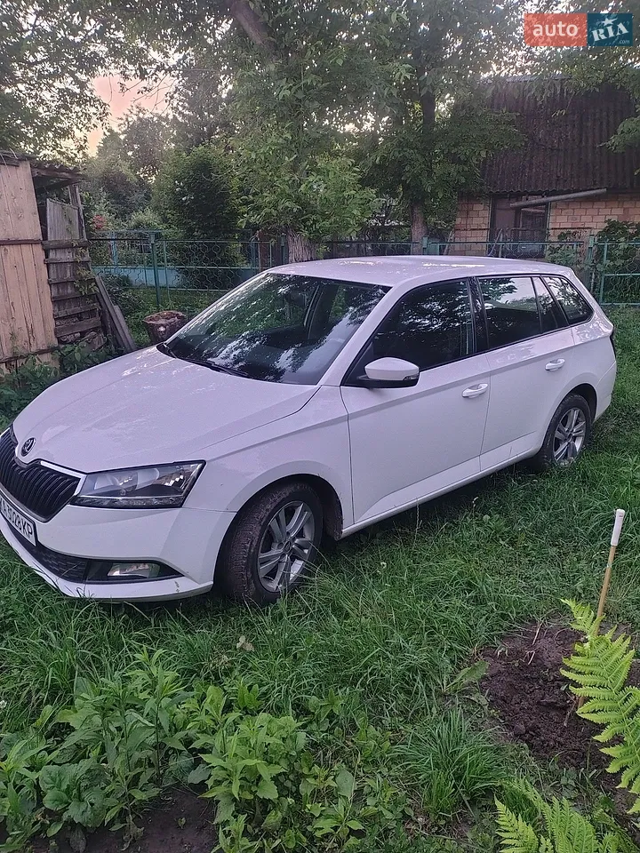 2017 Skoda Fabia - мініатюра 37
