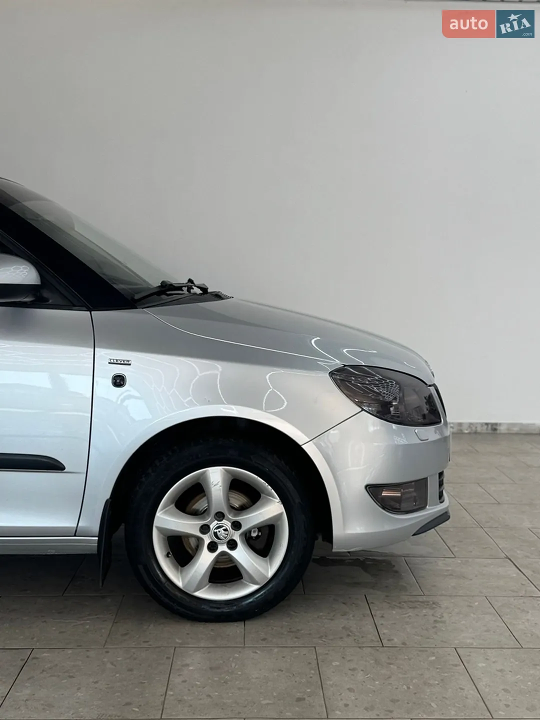 2011 Skoda Fabia - мініатюра 15
