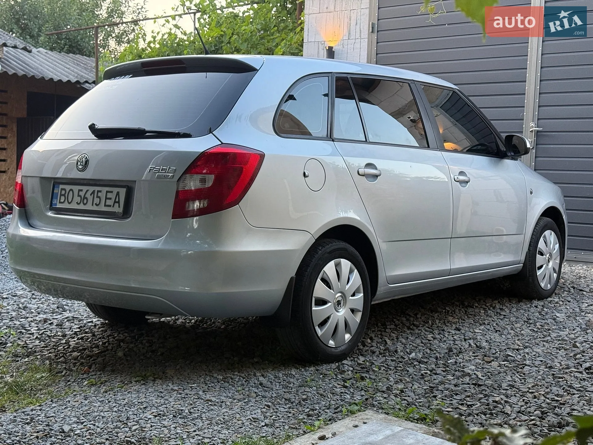 2010 Skoda Fabia - мініатюра 15