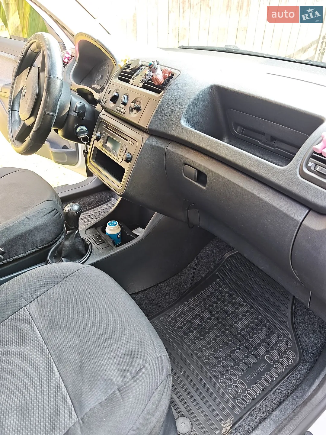 2014 Skoda Fabia - мініатюра 2