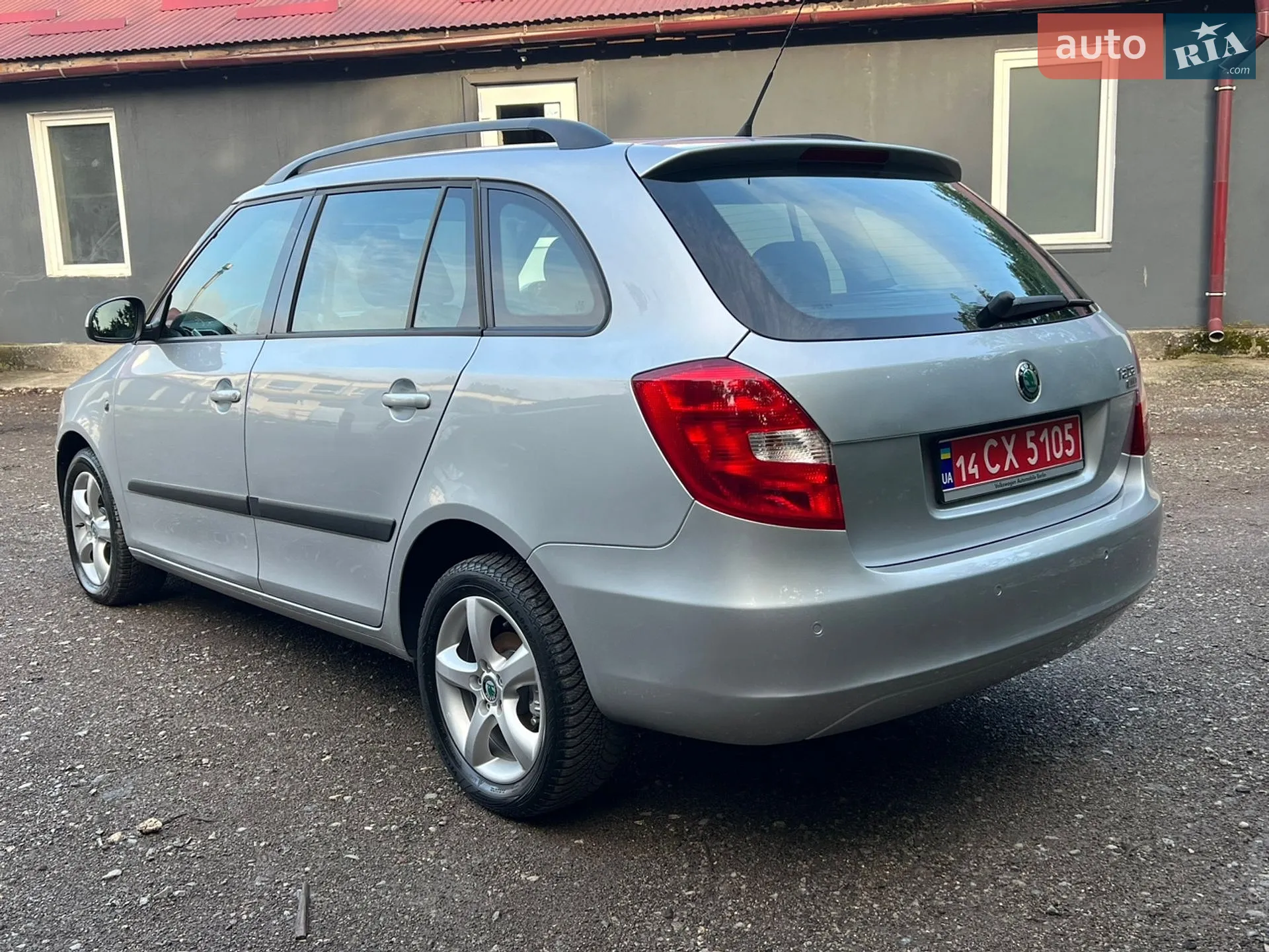 2010 Skoda Fabia - мініатюра 21
