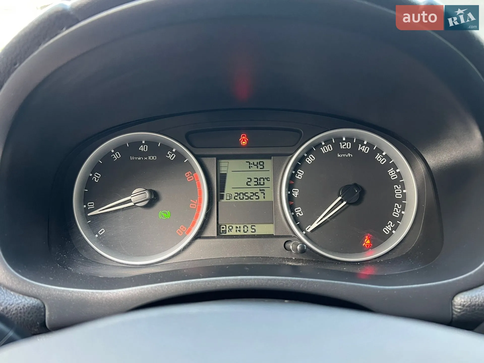 2010 Skoda Fabia - мініатюра 50
