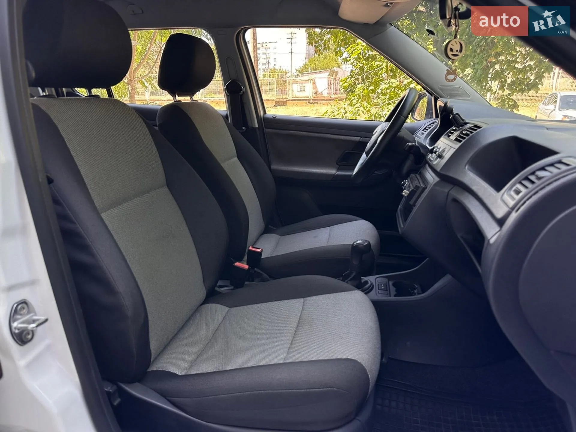 2012 Skoda Fabia - мініатюра 23