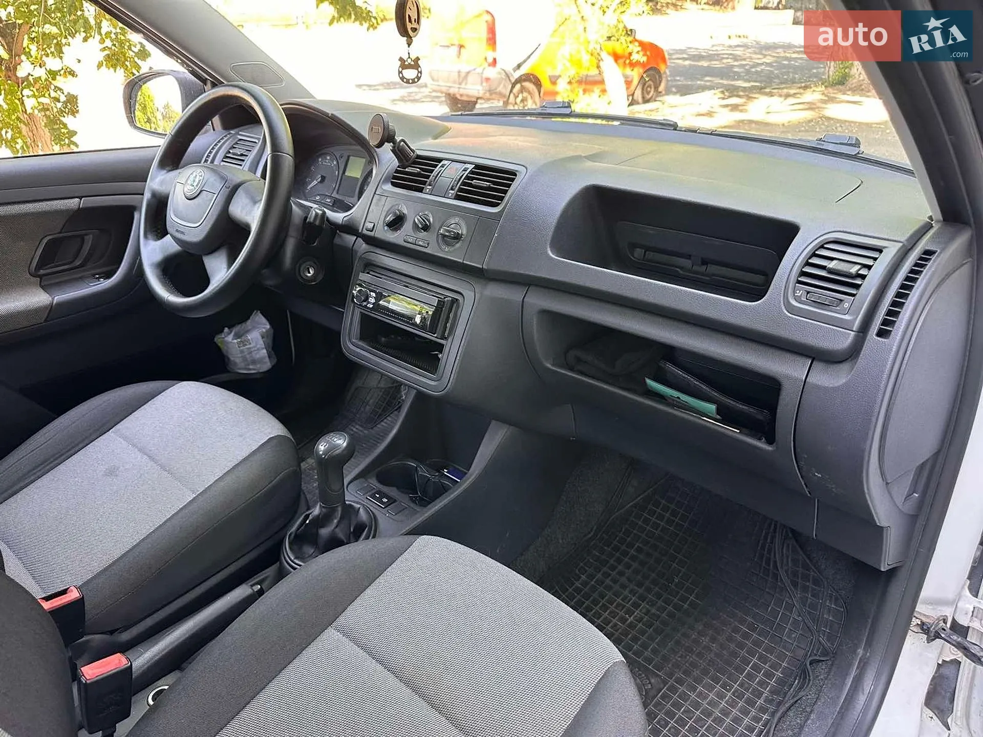 2012 Skoda Fabia - мініатюра 24