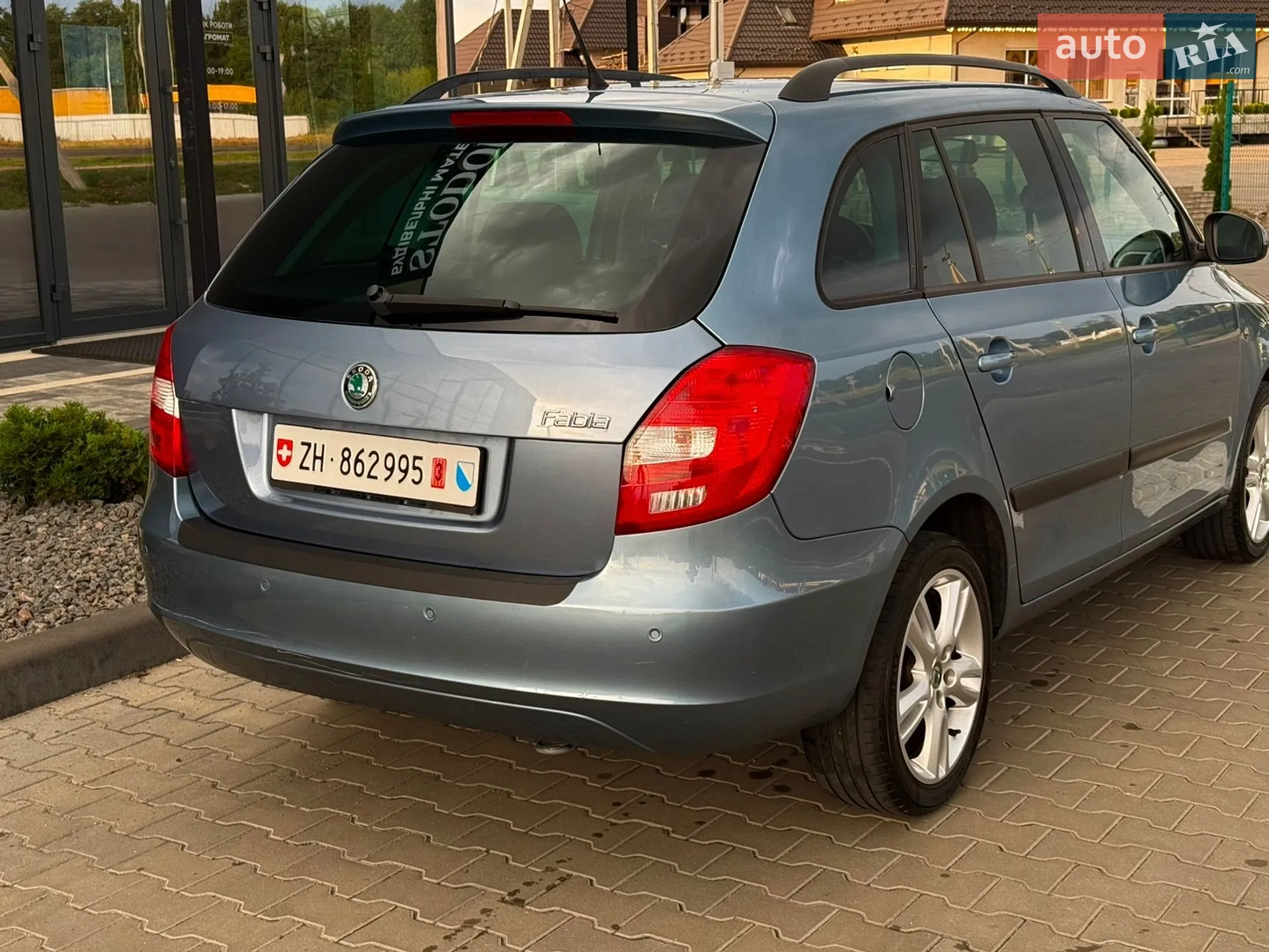 2010 Skoda Fabia - мініатюра 7