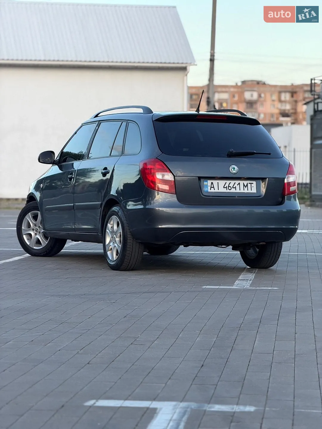 2010 Skoda Fabia - мініатюра 13