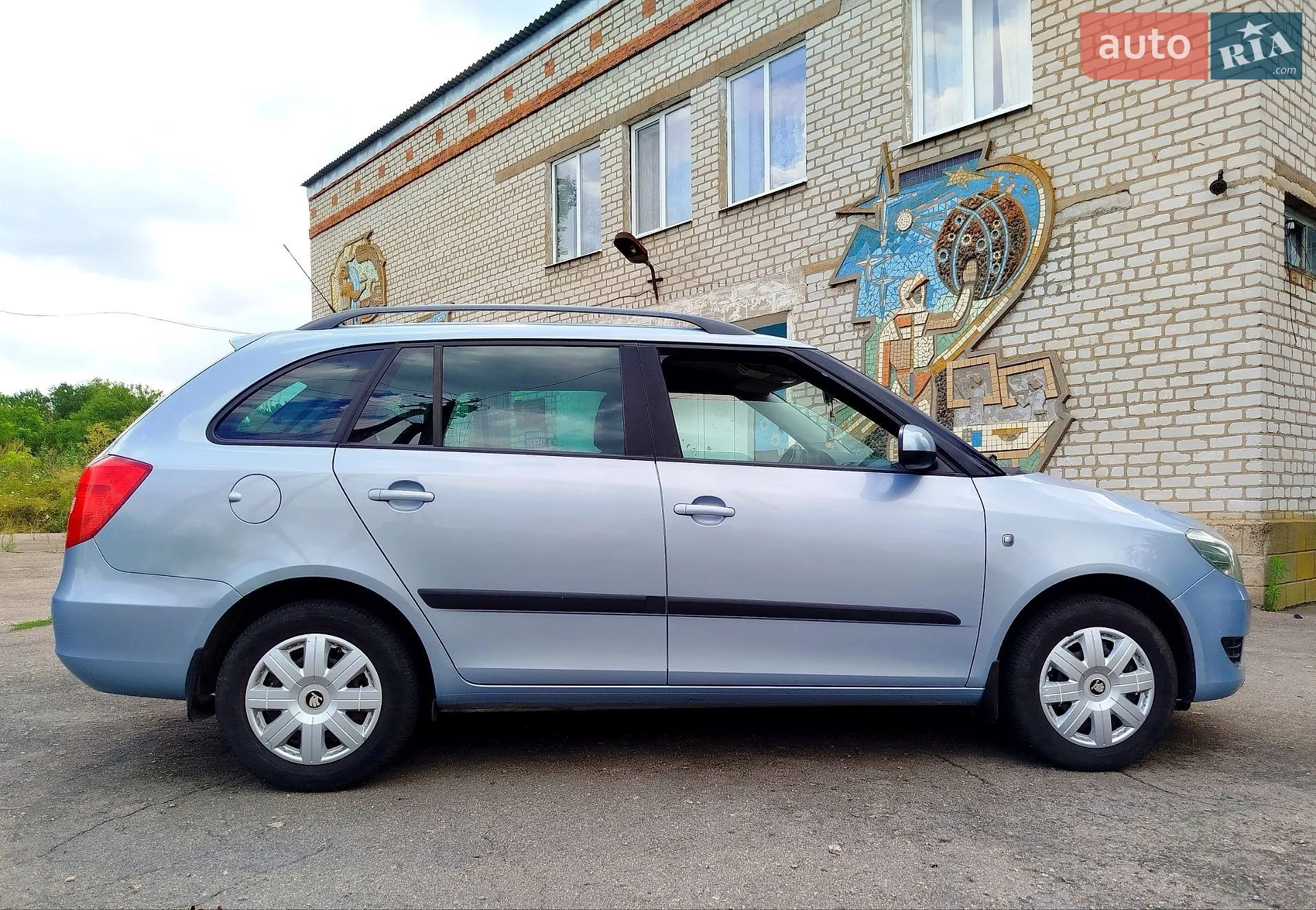 2010 Skoda Fabia - мініатюра 18