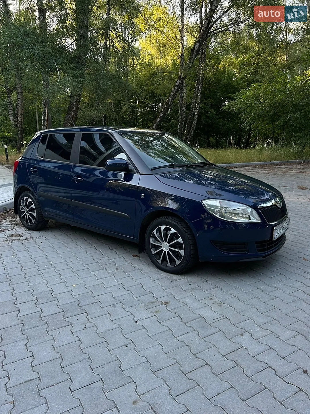 2011 Skoda Fabia - мініатюра 3