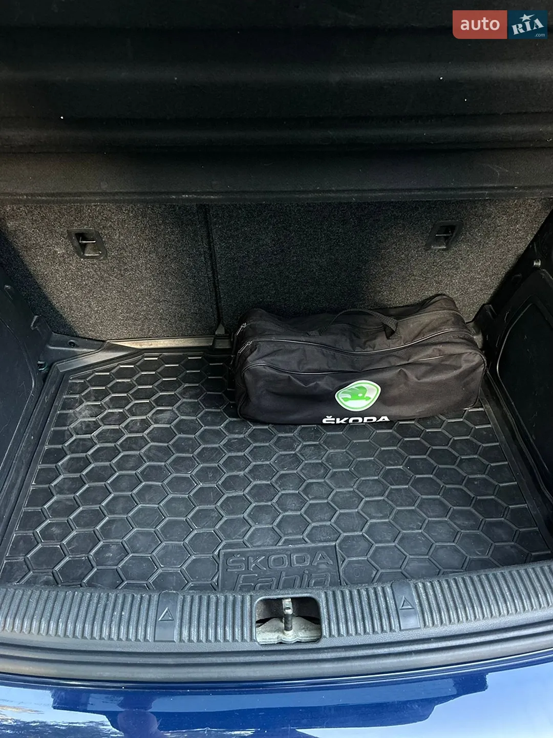 2011 Skoda Fabia - мініатюра 22