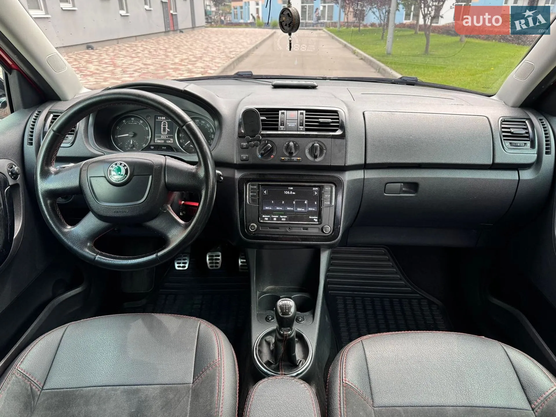 2012 Skoda Fabia - мініатюра 15