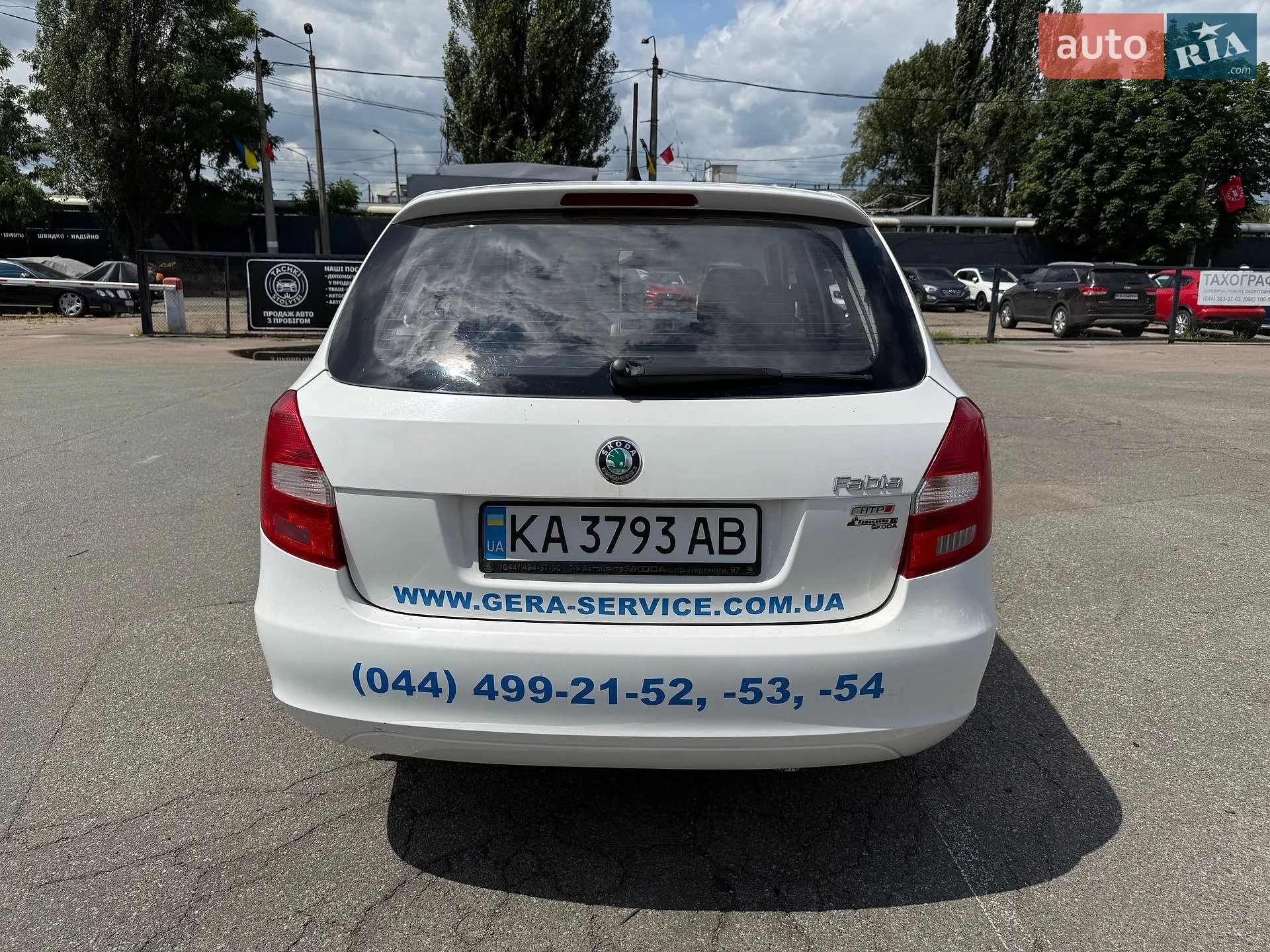 2012 Skoda Fabia - мініатюра 6