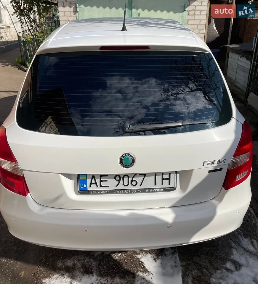 2012 Skoda Fabia - мініатюра 11