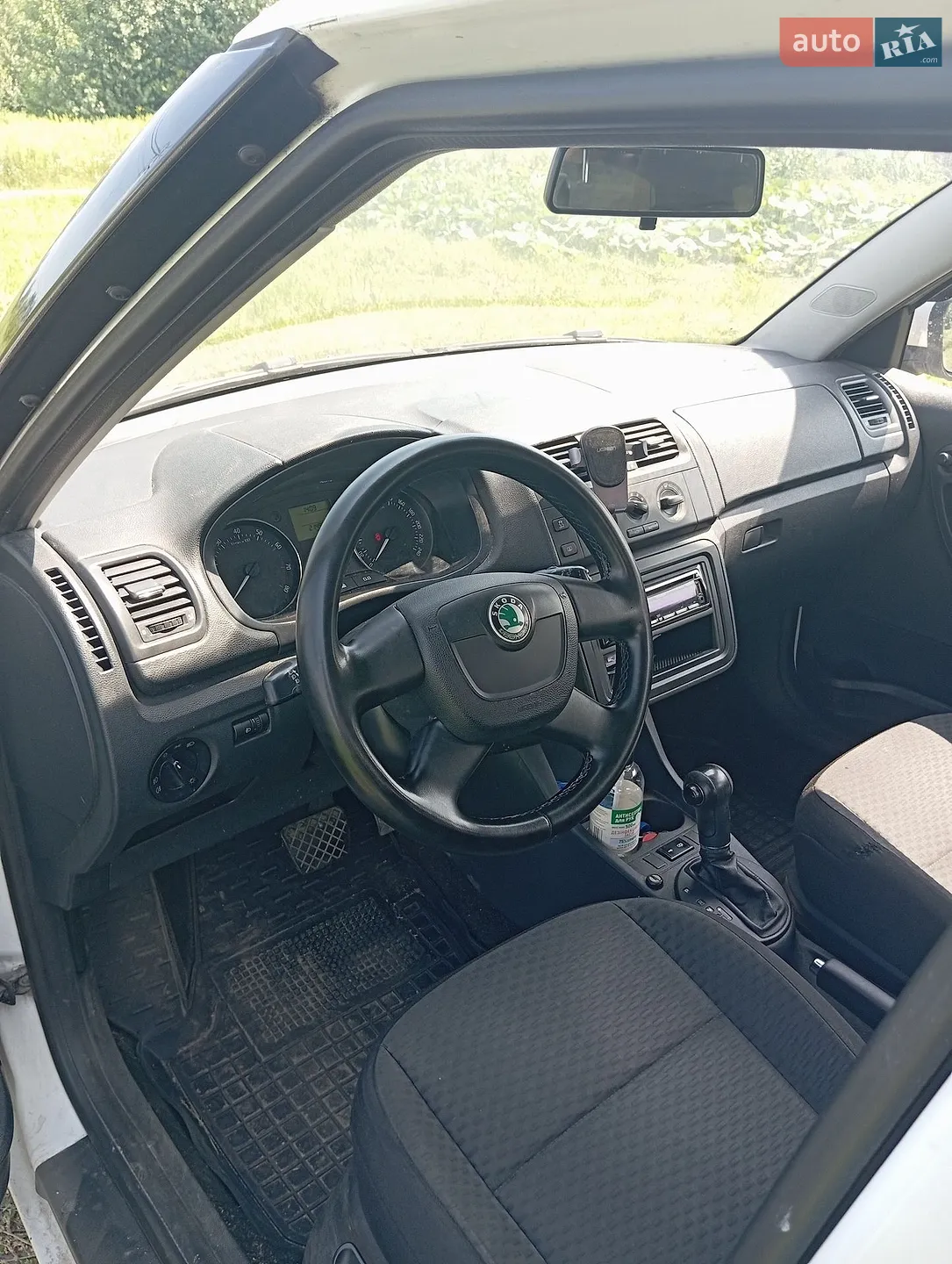 2012 Skoda Fabia - мініатюра 8