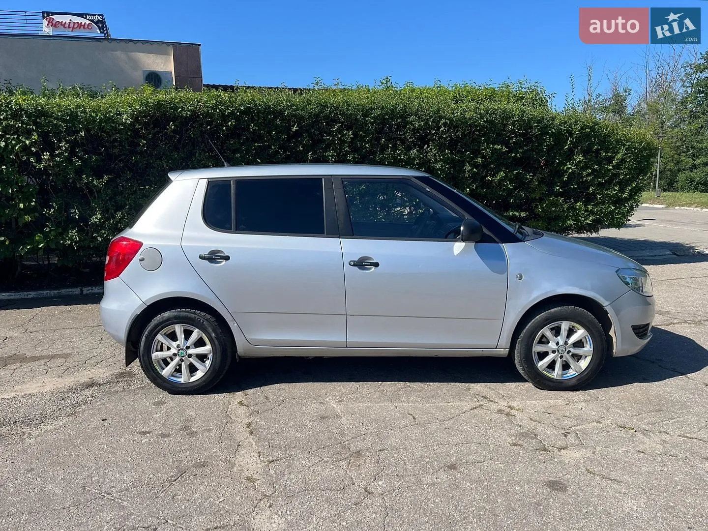 2012 Skoda Fabia - мініатюра 2