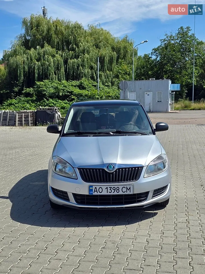 2011 Skoda Fabia - мініатюра 33