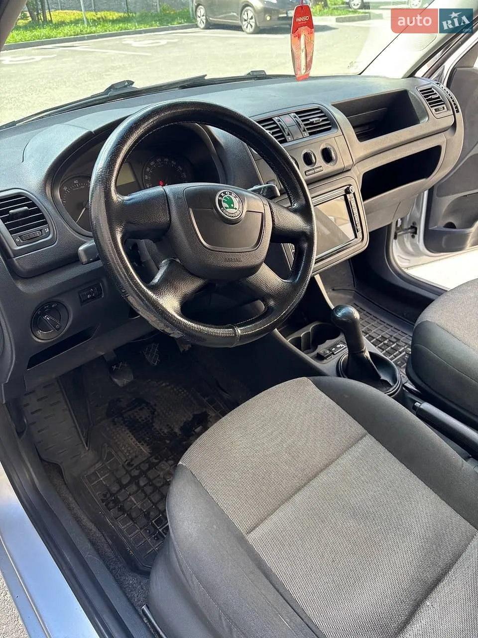 2010 Skoda Fabia - мініатюра 6