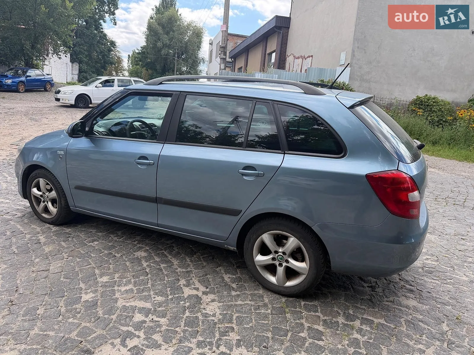 2011 Skoda Fabia - мініатюра 9