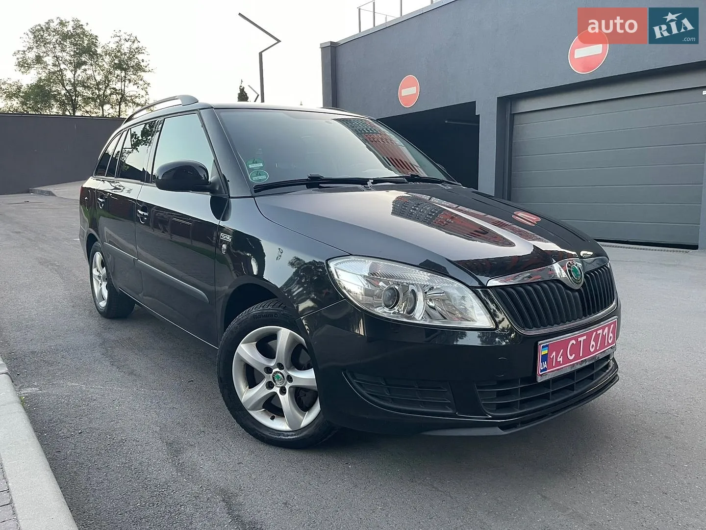2011 Skoda Fabia - мініатюра 13