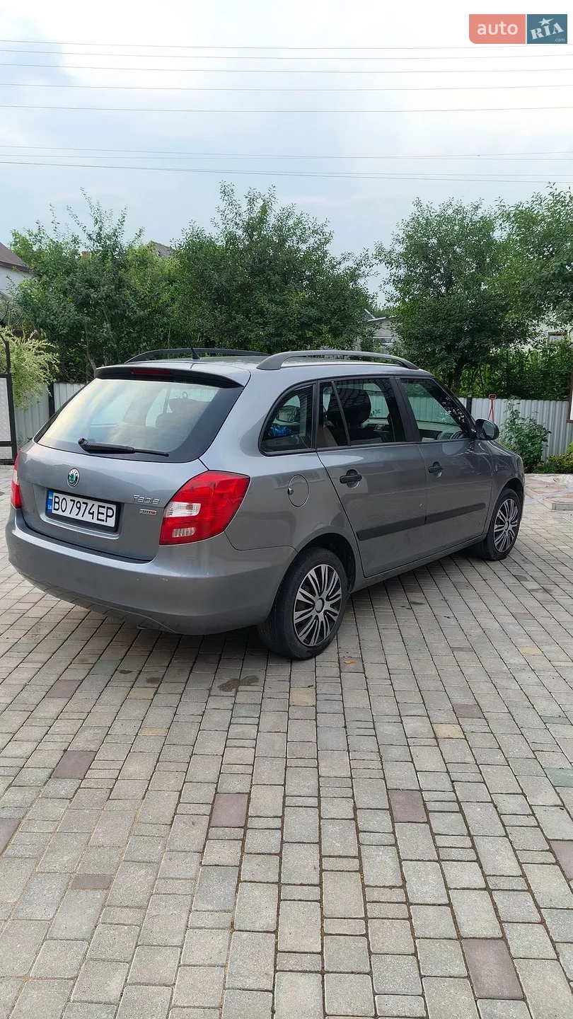 2013 Skoda Fabia - мініатюра 5