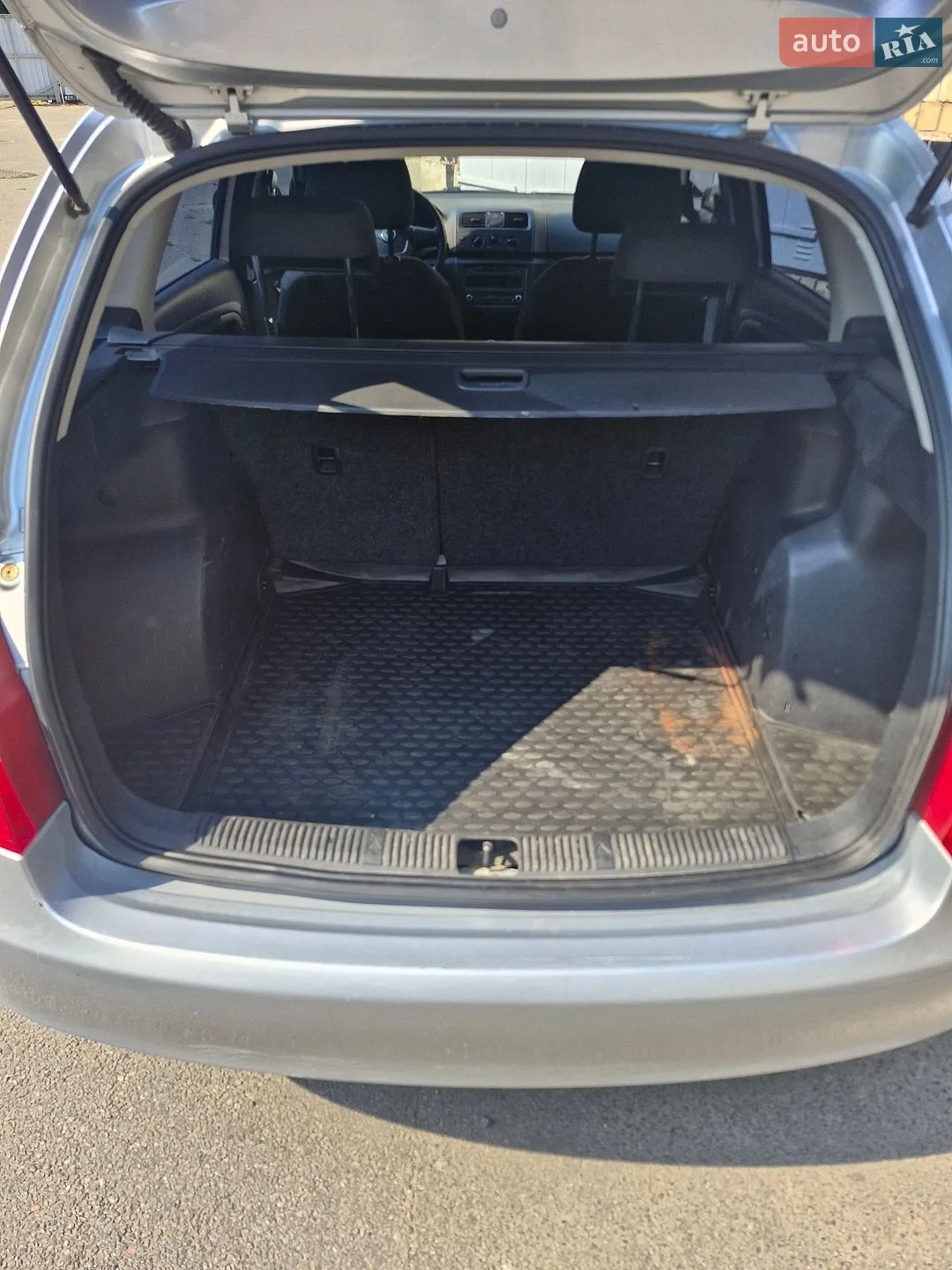 2012 Skoda Fabia - мініатюра 8