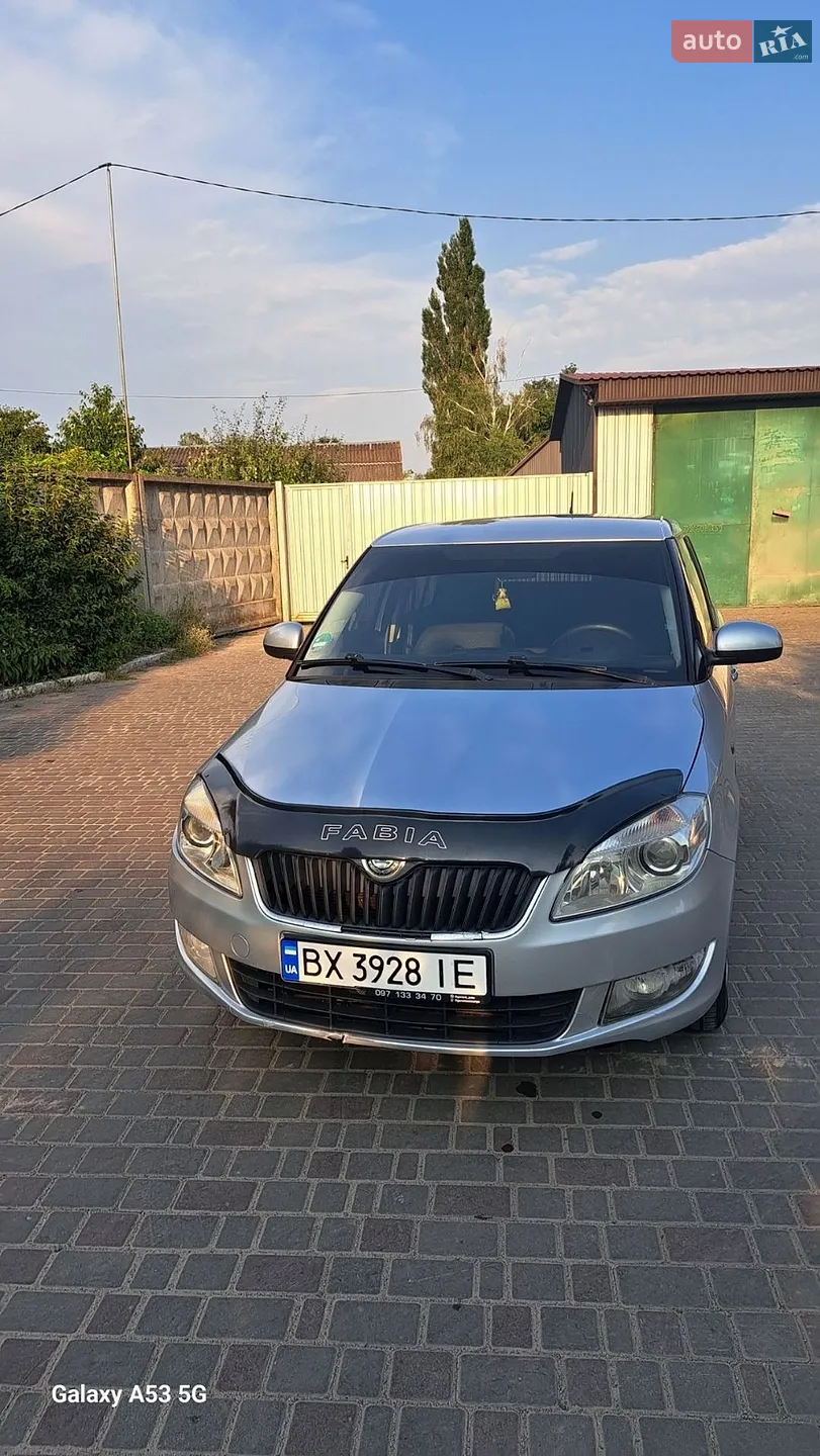2011 Skoda Fabia - мініатюра 4