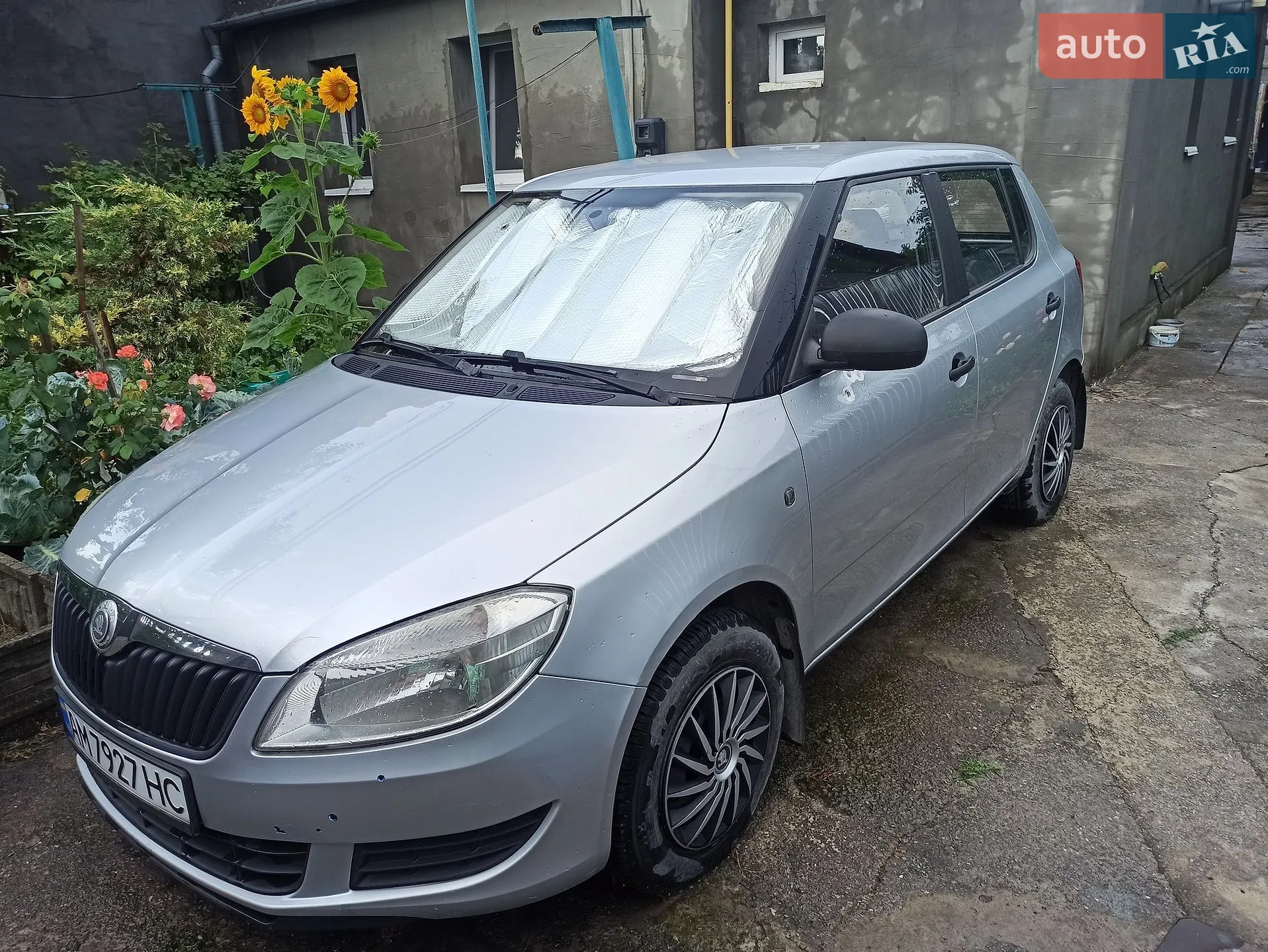 2010 Skoda Fabia - мініатюра 2