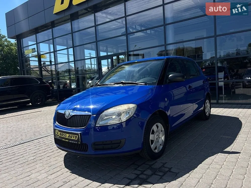 2010 Skoda Fabia - мініатюра 3