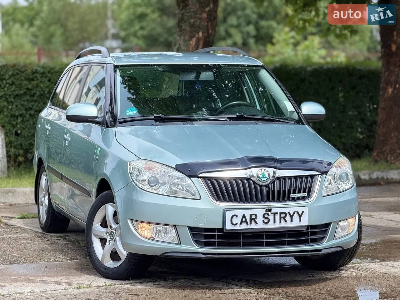 2011 Skoda Fabia - мініатюра 10