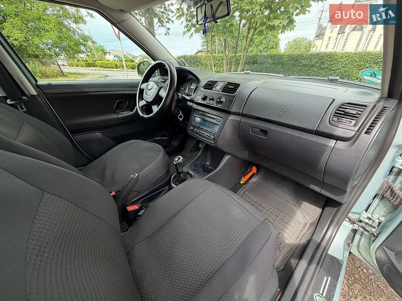 2011 Skoda Fabia - мініатюра 32