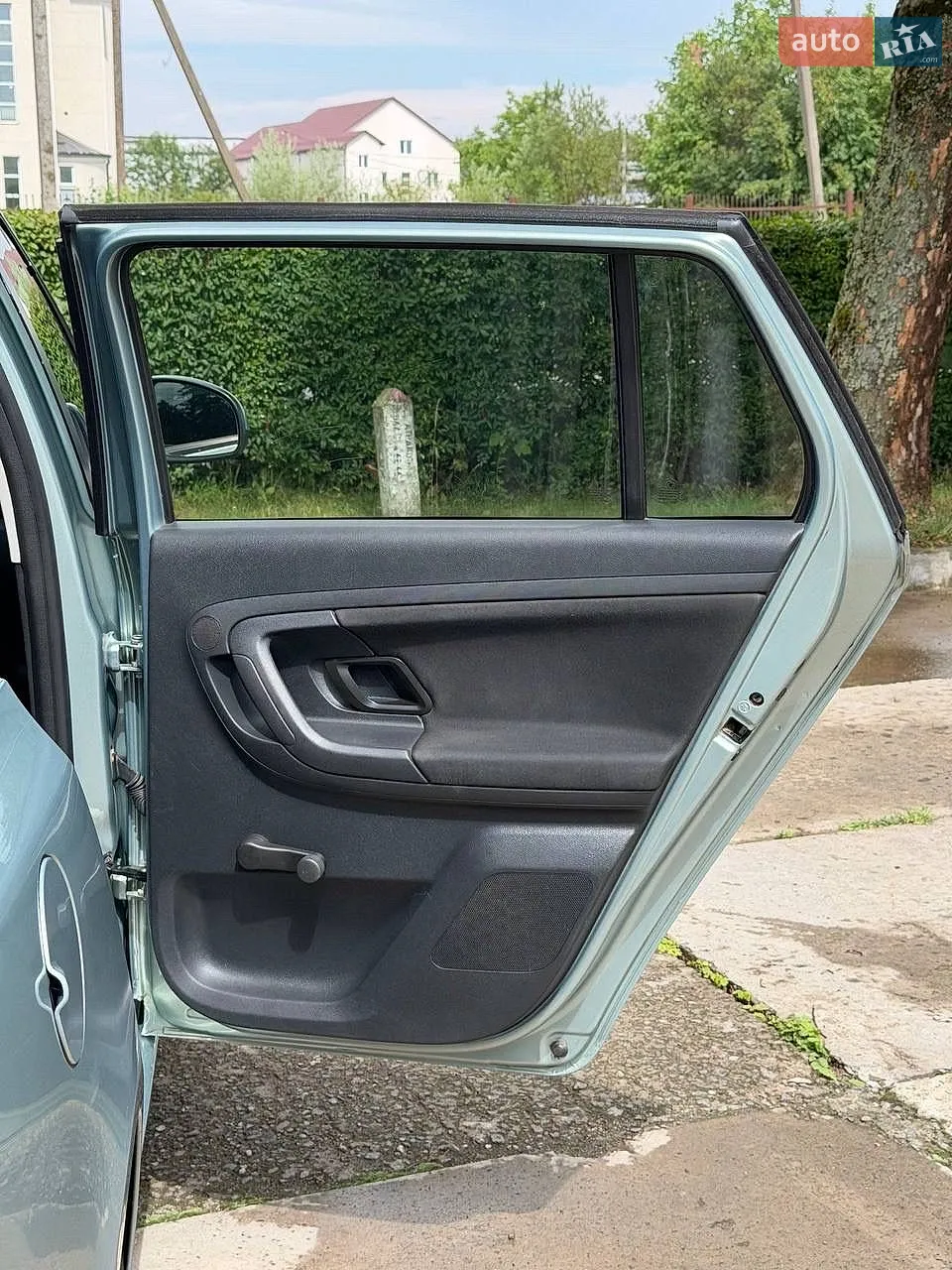 2011 Skoda Fabia - мініатюра 34