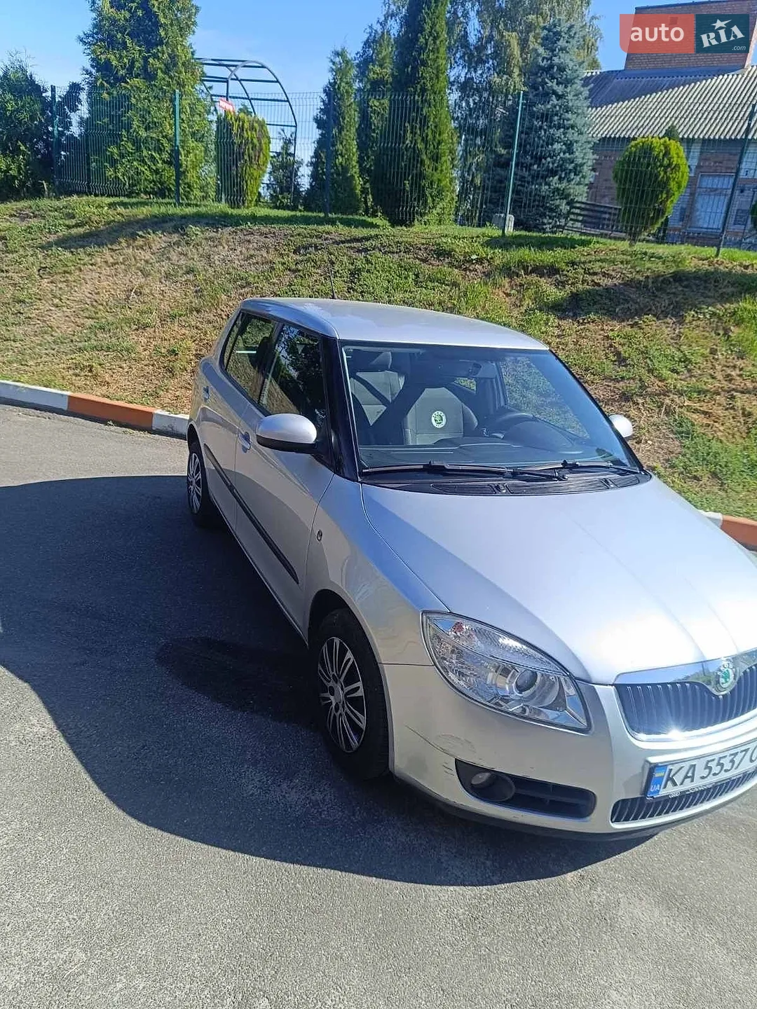 2010 Skoda Fabia - мініатюра 2