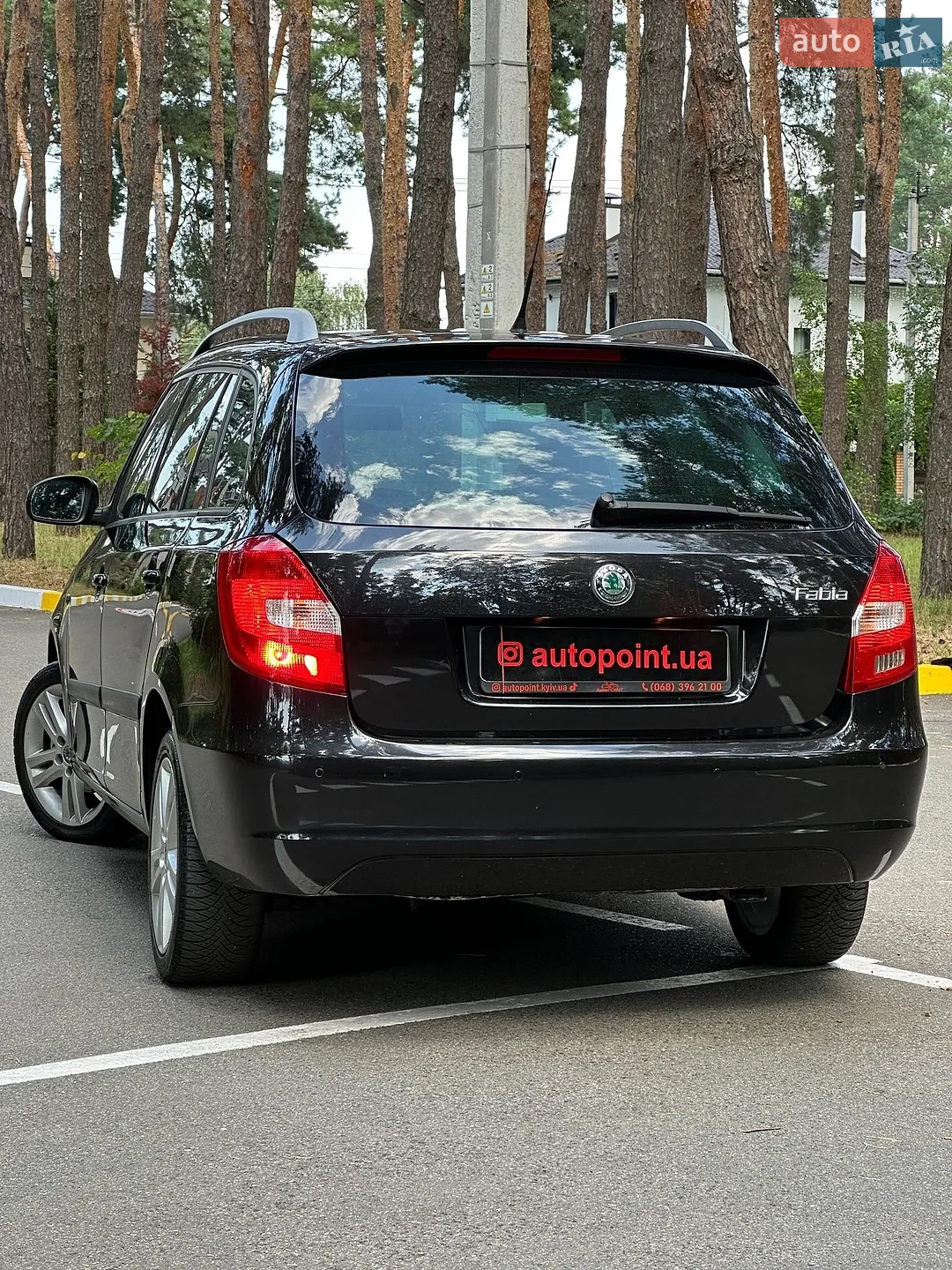2010 Skoda Fabia - мініатюра 12