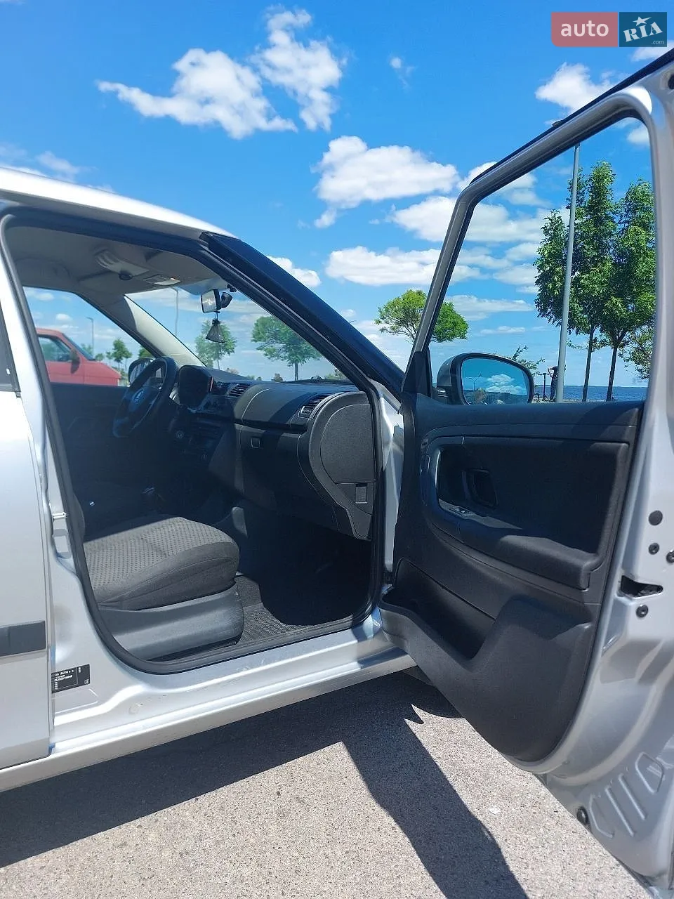 2013 Skoda Fabia - мініатюра 10