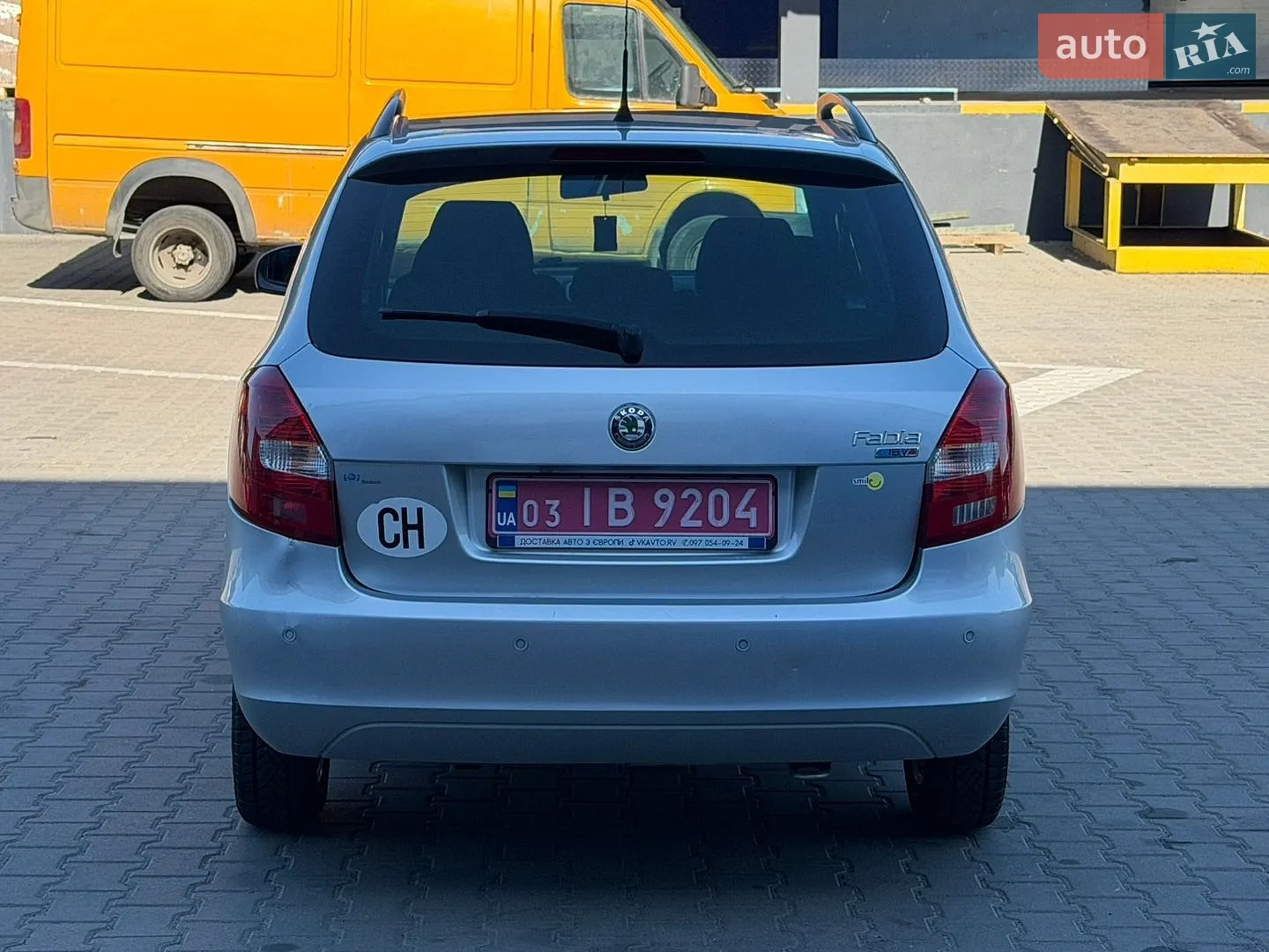 2010 Skoda Fabia - мініатюра 8