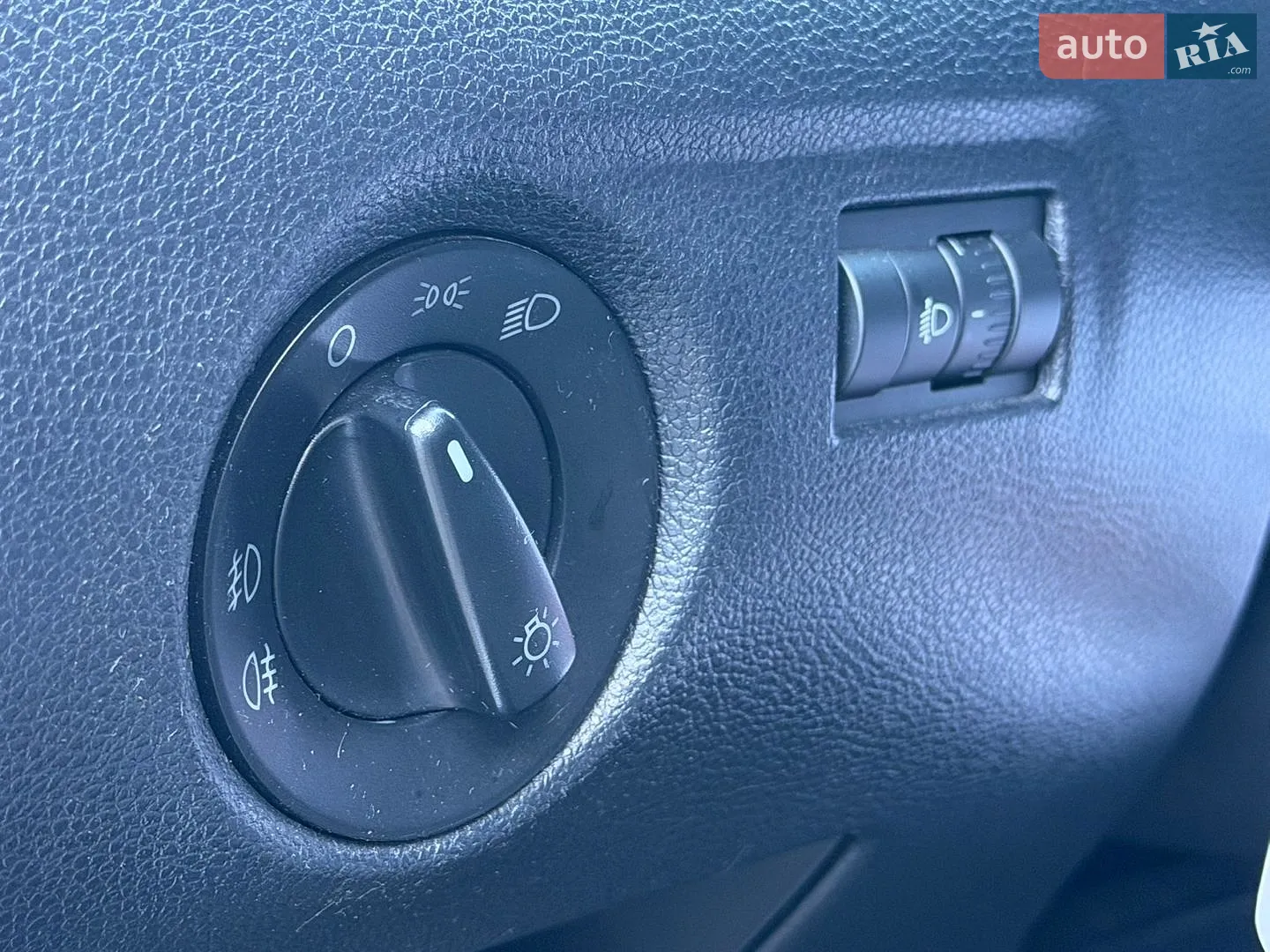 2010 Skoda Fabia - мініатюра 44