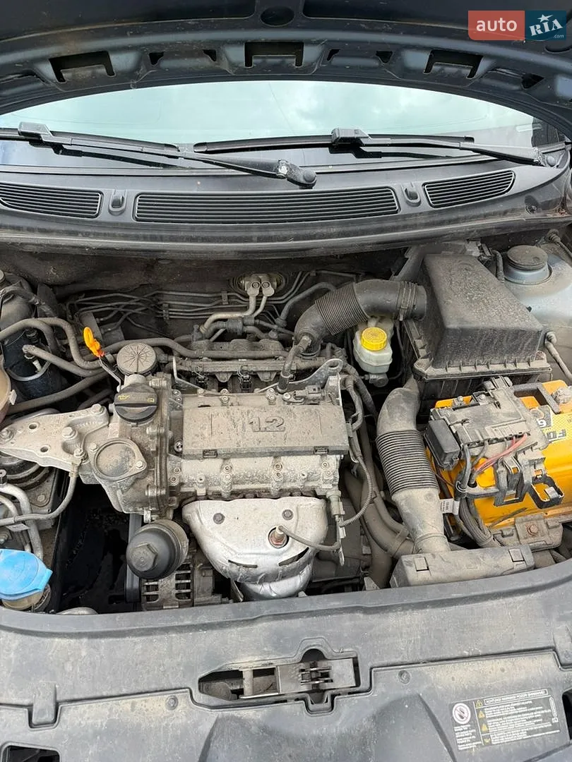 2011 Skoda Fabia - мініатюра 9