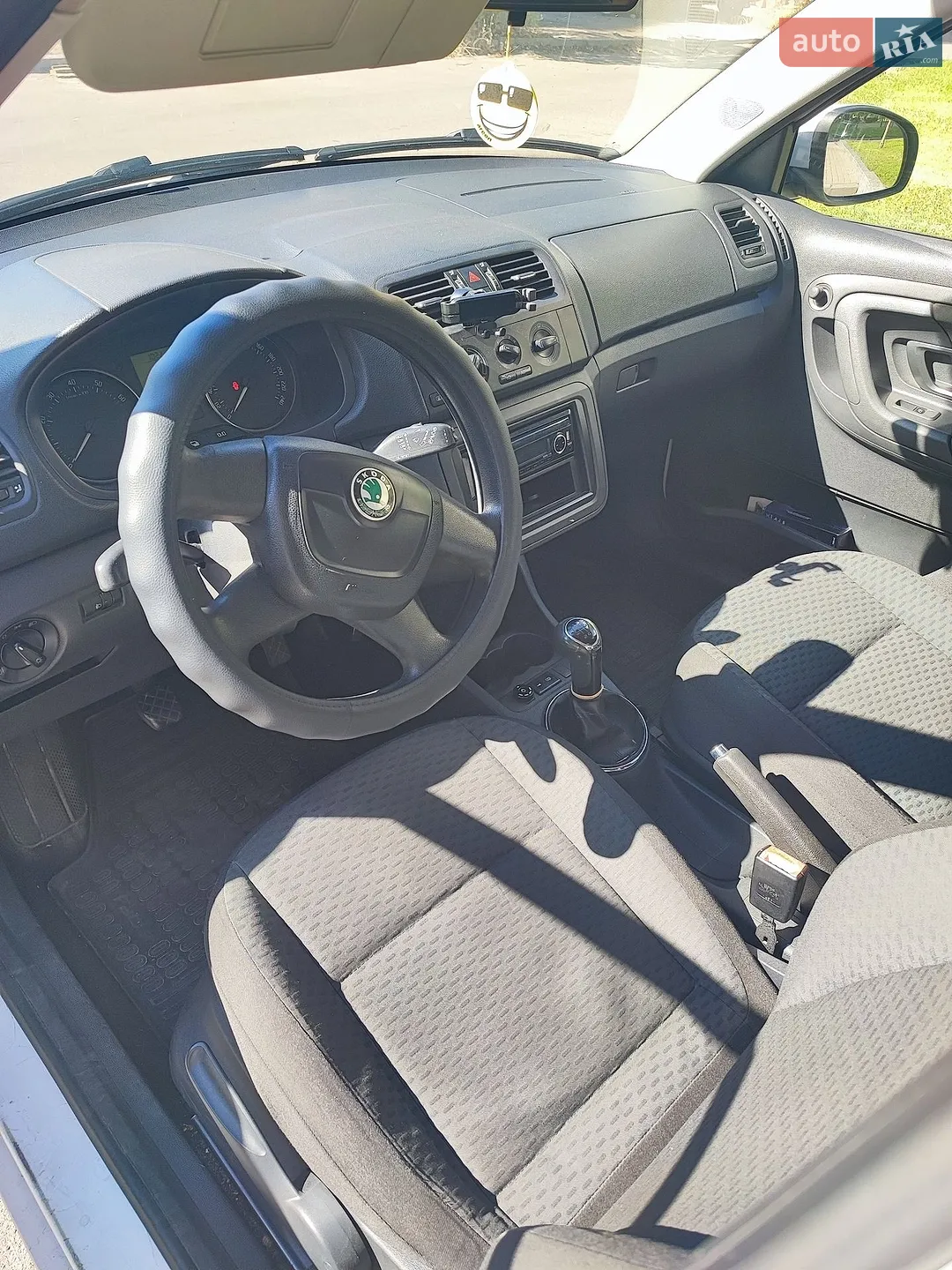 2011 Skoda Fabia - мініатюра 8