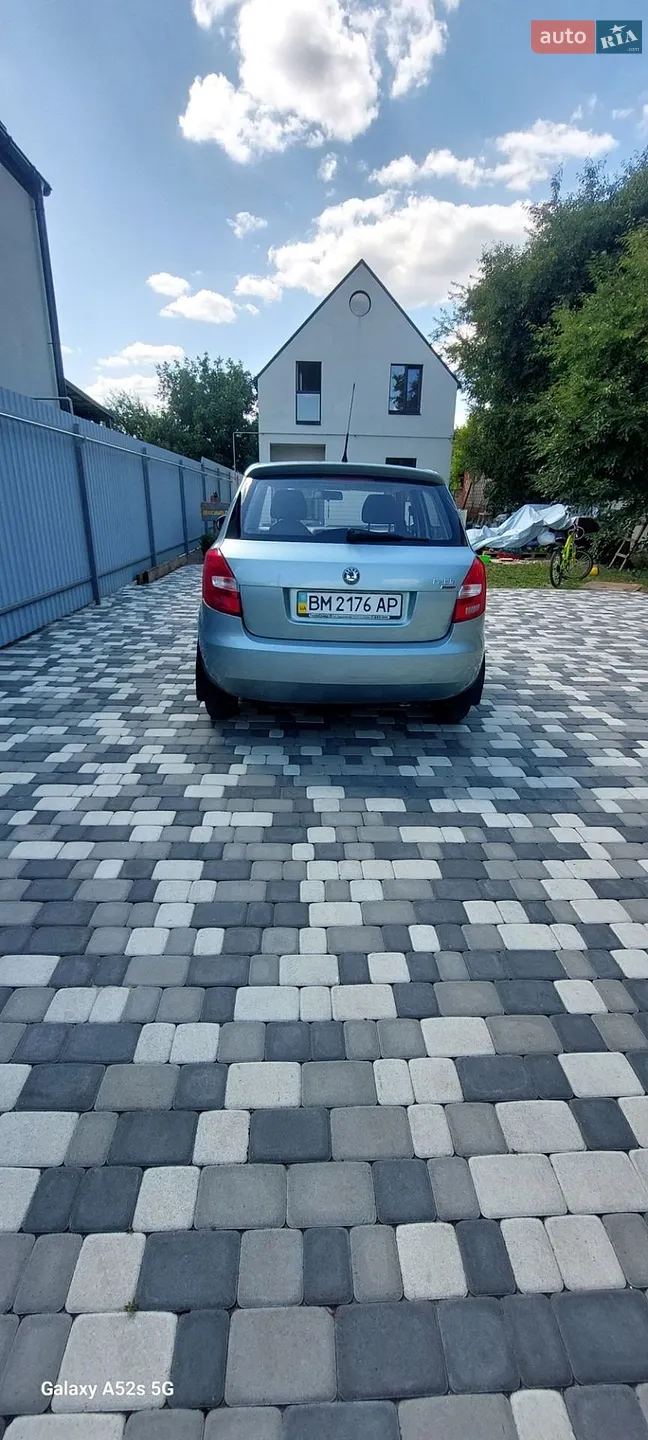 2010 Skoda Fabia - мініатюра 5