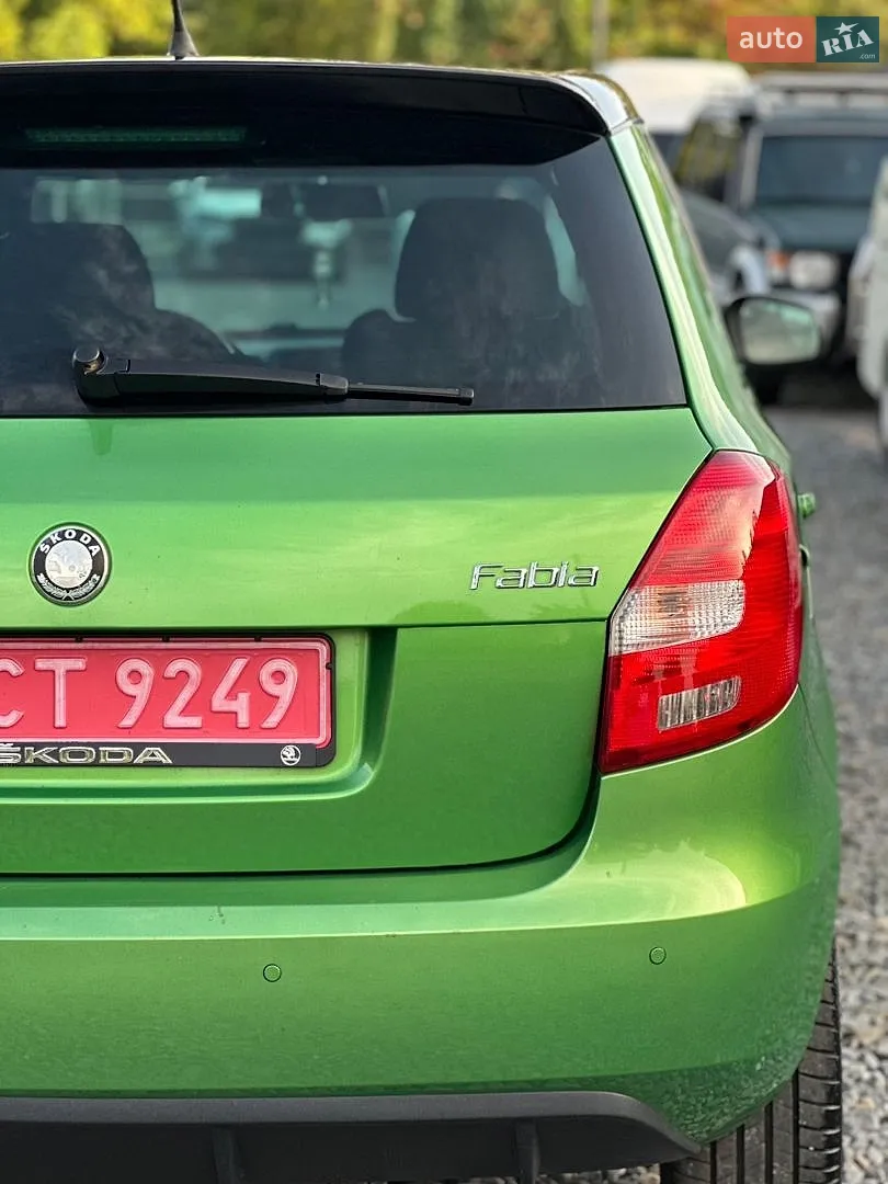 2010 Skoda Fabia - мініатюра 22