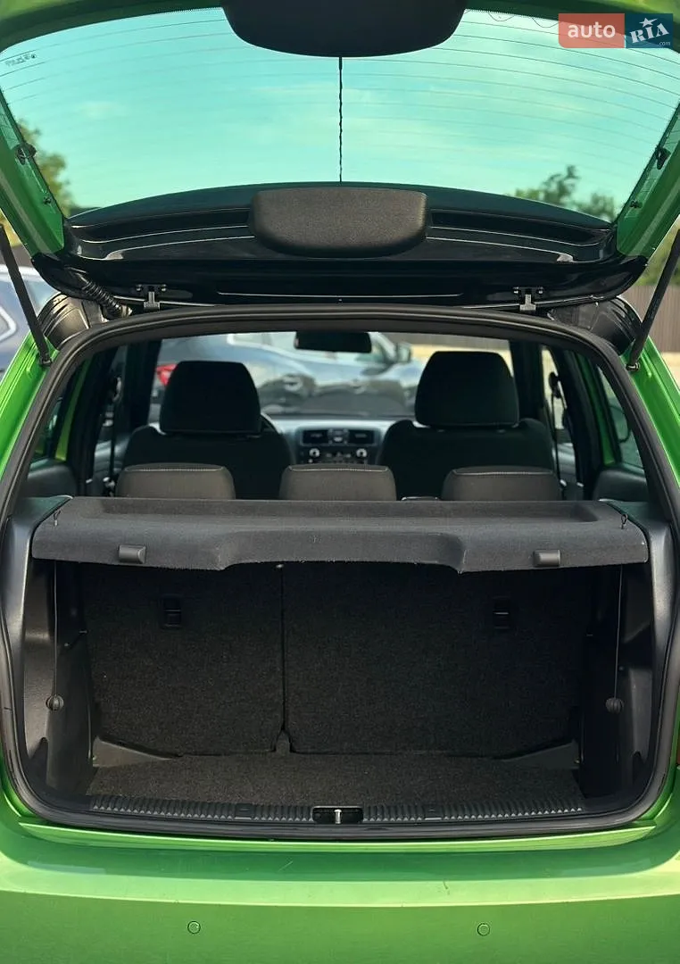 2010 Skoda Fabia - мініатюра 30