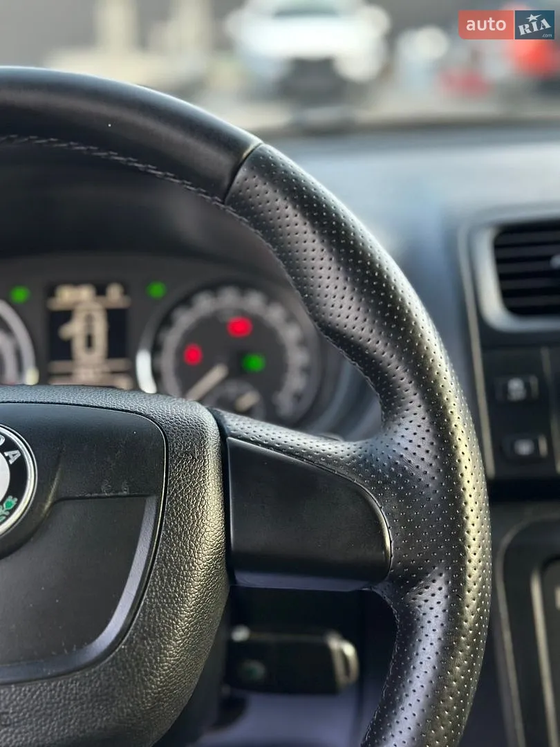 2010 Skoda Fabia - мініатюра 62