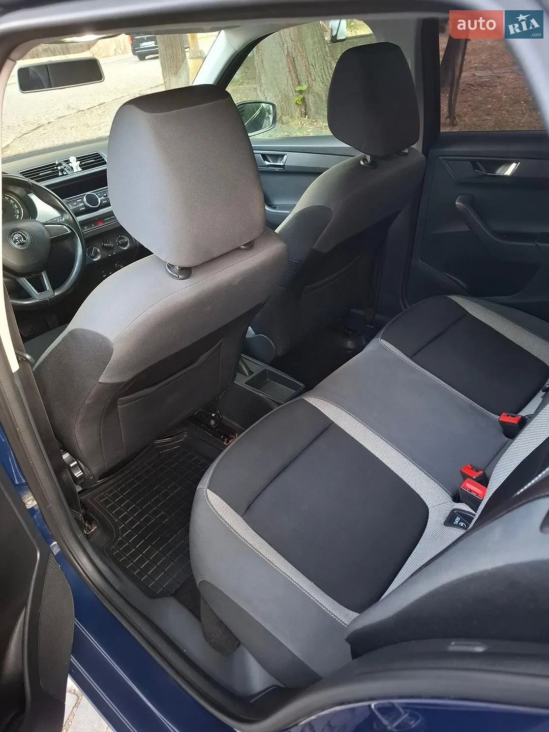 2016 Skoda Fabia - мініатюра 8