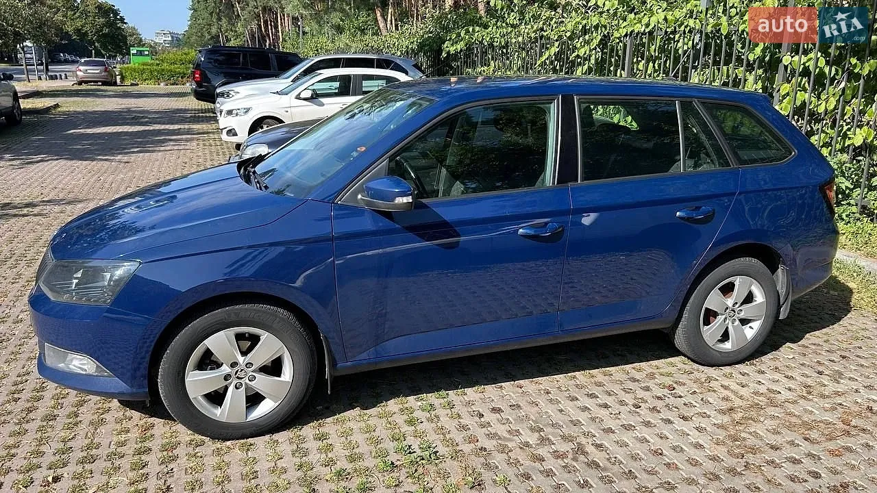 2017 Skoda Fabia - мініатюра 2