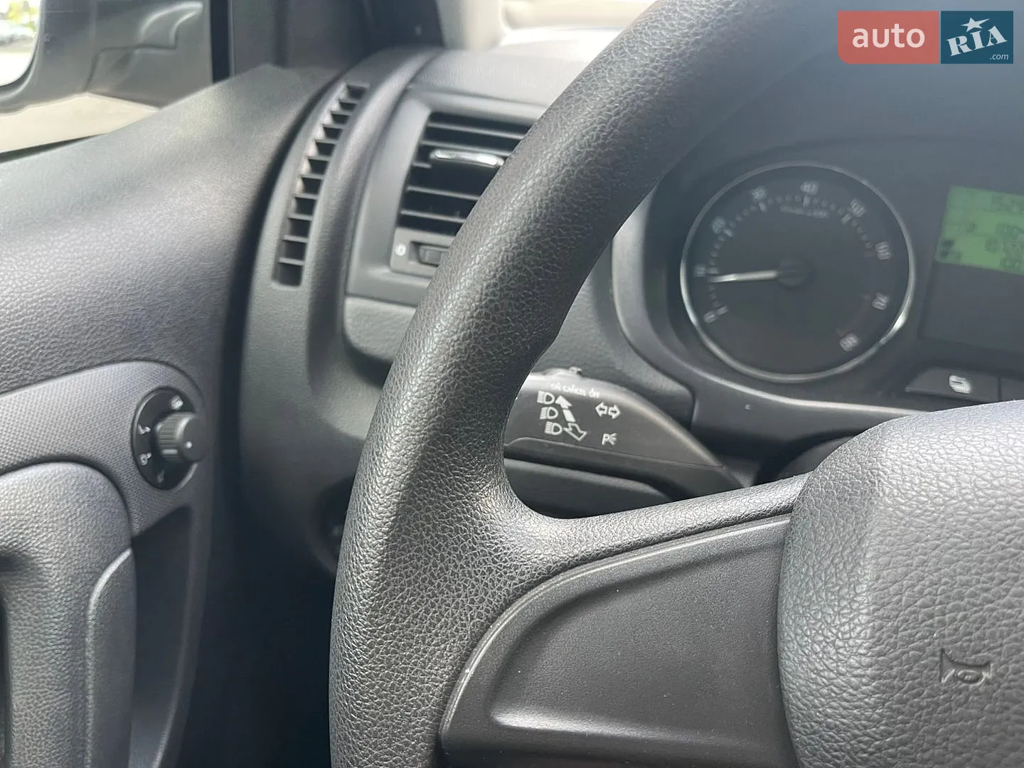 2012 Skoda Fabia - мініатюра 29