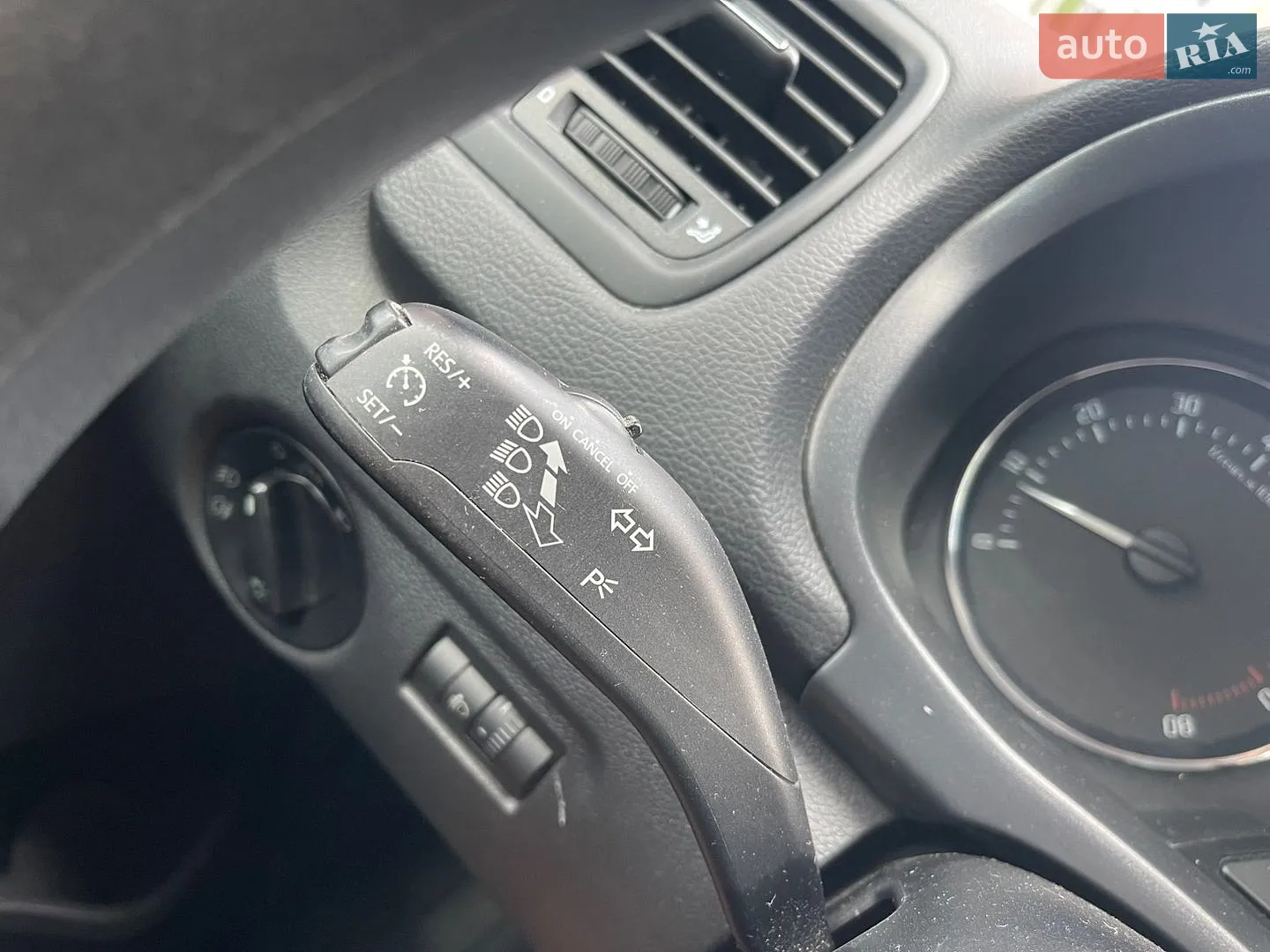 2012 Skoda Fabia - мініатюра 31