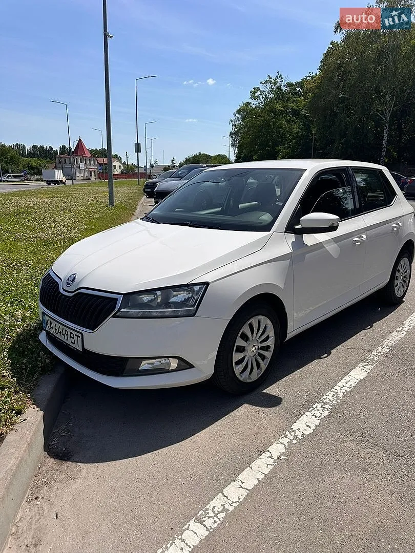 2020 Skoda Fabia - мініатюра 2