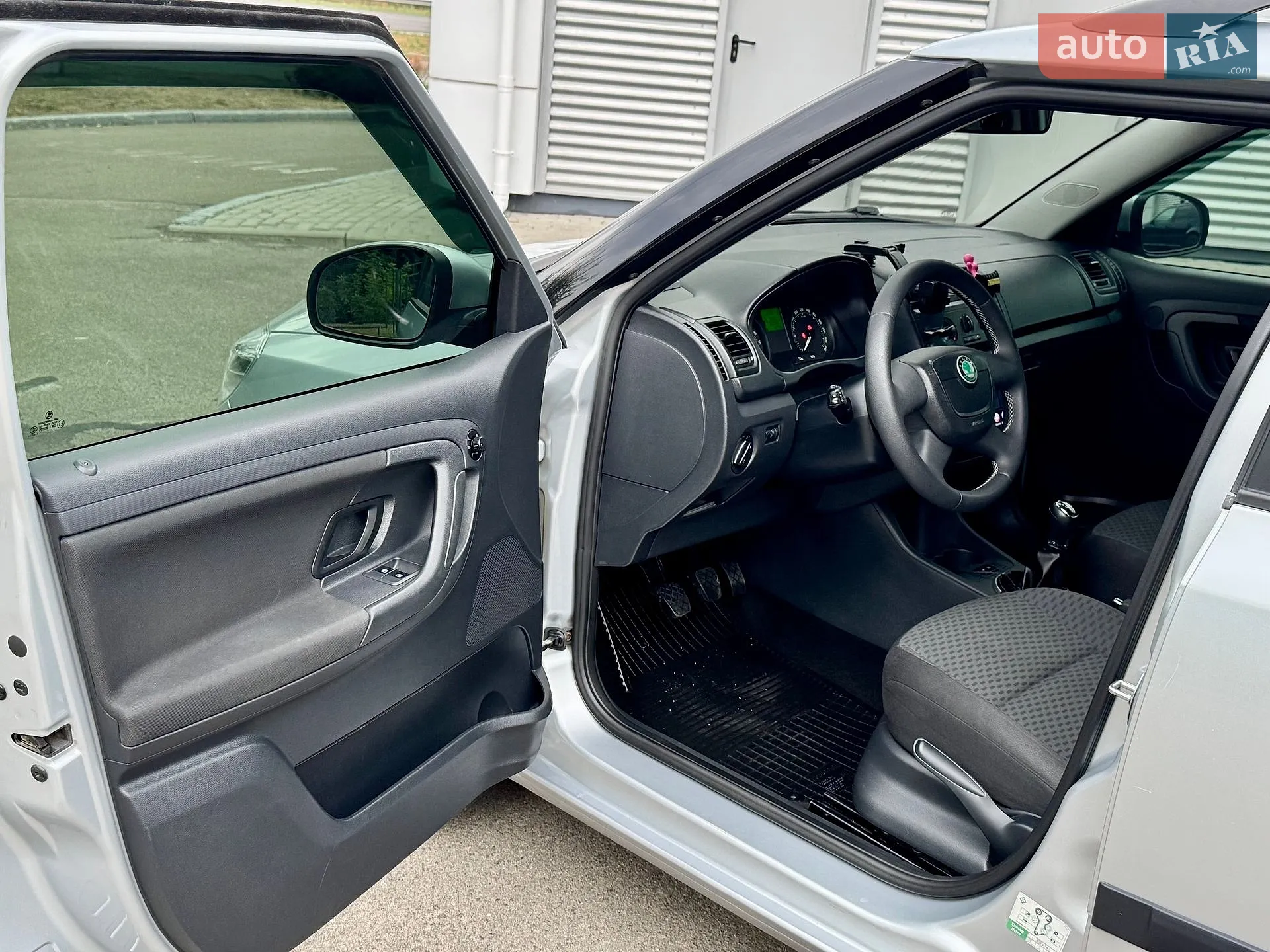 2012 Skoda Fabia - мініатюра 13