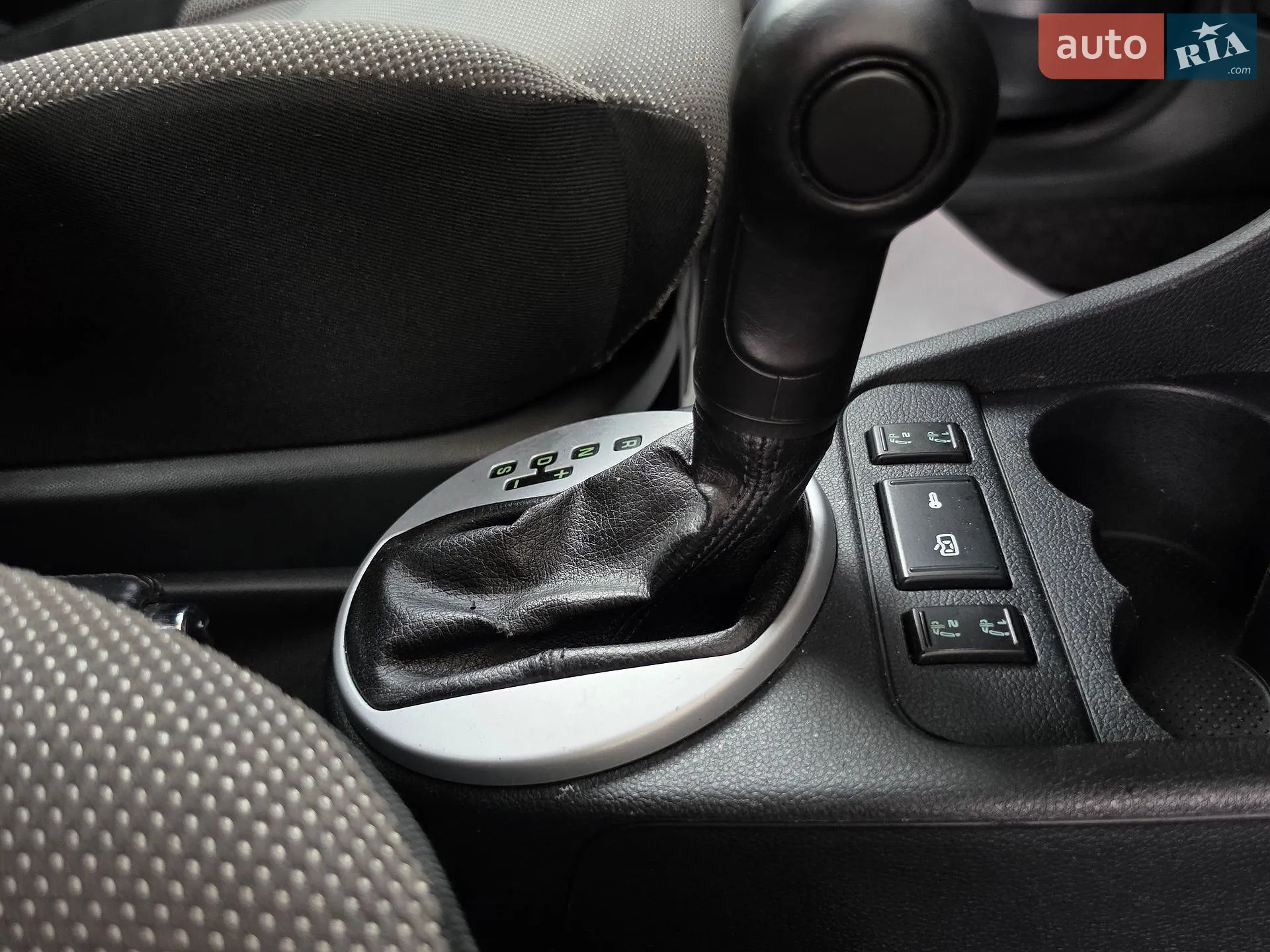 2011 Skoda Fabia - мініатюра 39