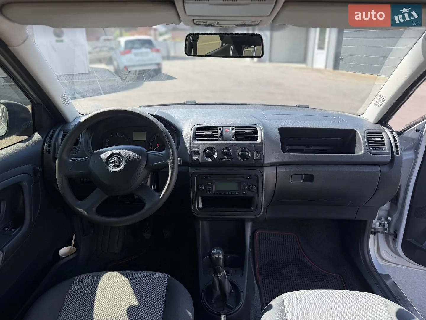 2013 Skoda Fabia - мініатюра 3